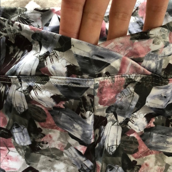 NWOT Live The Process capri leggings - Picture 5 of 6